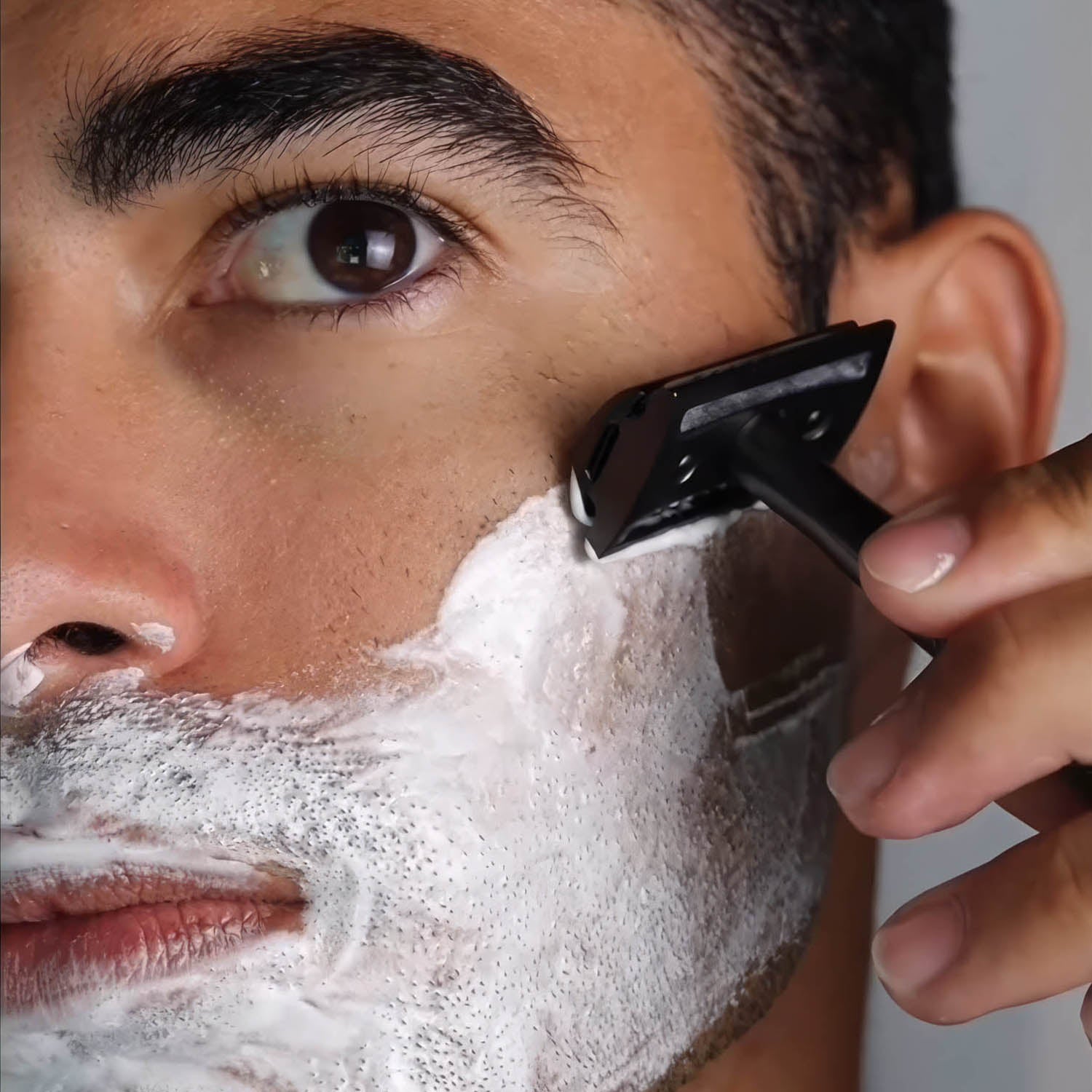 Image link to PDP for Shave Kit
